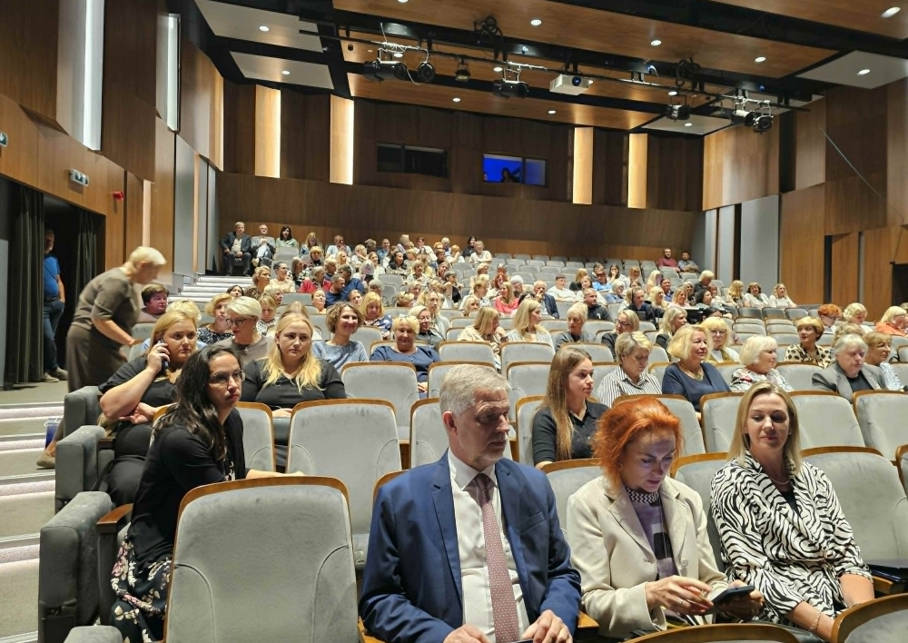 Molėtų kultūros centre vyko konferencija „Švietimo keliu kartu 2026“