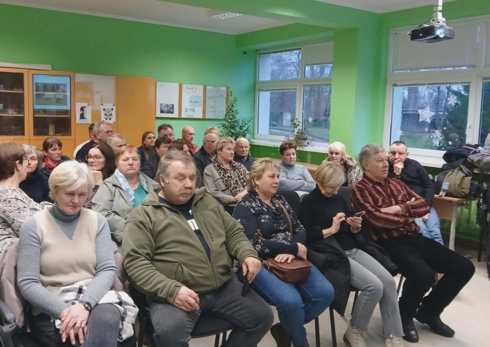 Joniškyje su gyventojais aptartas planuojamas didelių gabaritų atliekų surinkimo aikštelės įrengimas