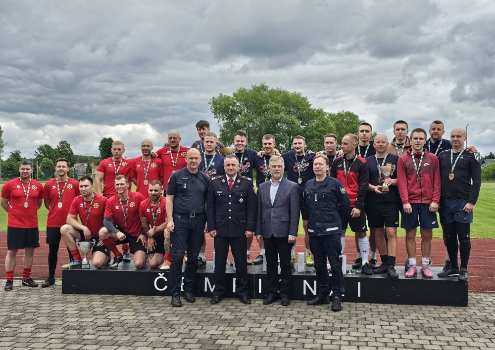 Molėtuose vyko Valstybinės priešgaisrinės gelbėjimo tarnybos mini futbolo turnyras
