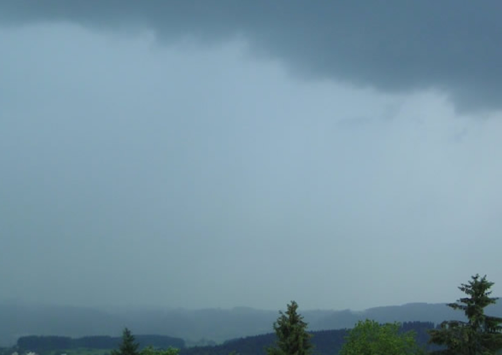 Hidrometeorologijos tarnybos pranešimas apie galimą audrą