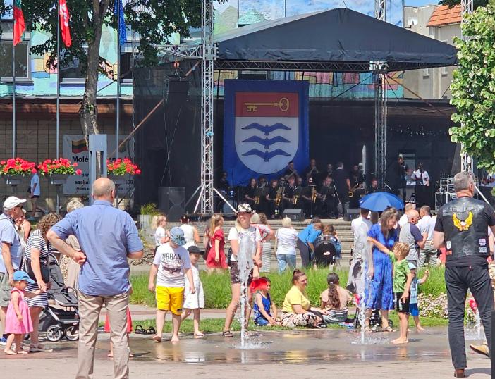 Molėtuose vyksta miesto šventė „Tarp žvaigždžių ežerų“