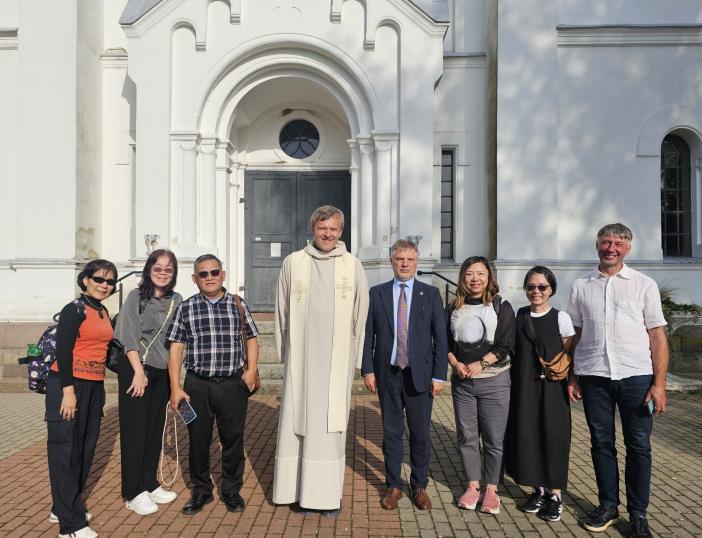 Molėtuose lankėsi delegacija iš Taivano