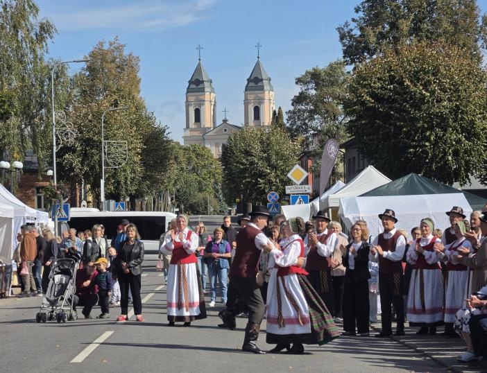Molėtuose vyko tradicinė Rudens šventė