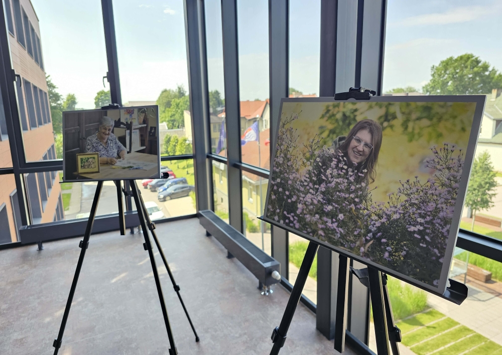 Savivaldybėje eksponuojama fotografijų paroda „Nėra mes ir jie. YRA MES“