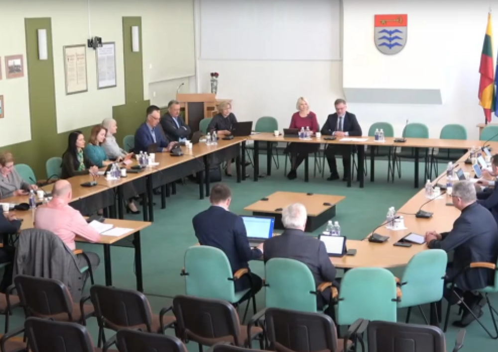 Šaukiamas pirmasis naujai išrinktos Molėtų rajono savivaldybės tarybos posėdis
