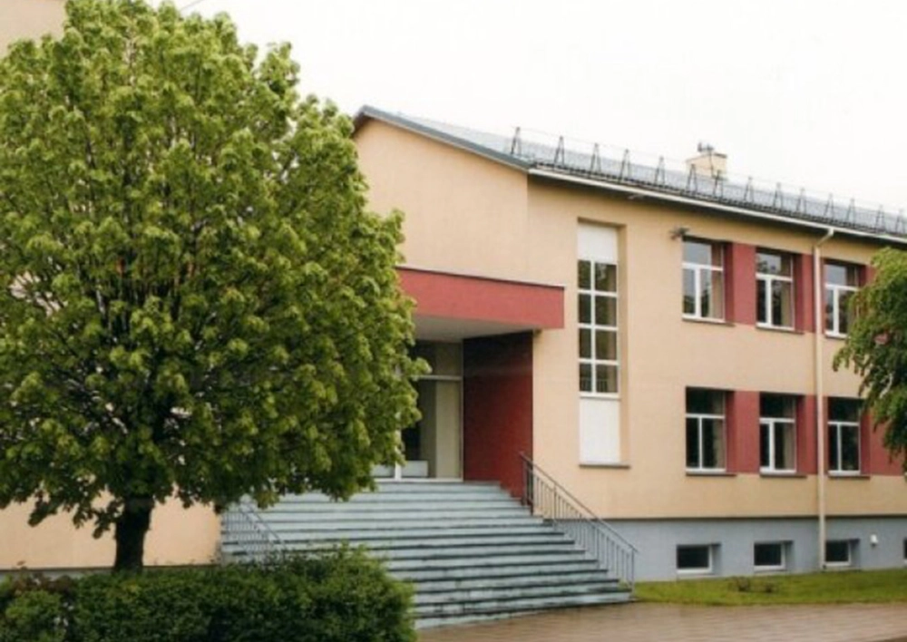 Paskelbtas konkursas eiti Giedraičių gimnazijos direktoriaus pareigas